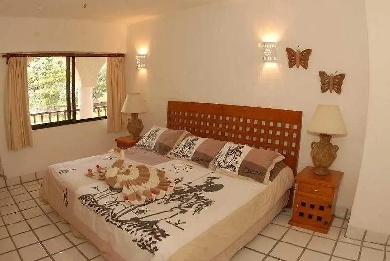***  Xaman Ha 7105 Hotel Akumal Mexico